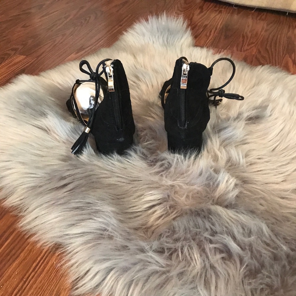 Short Lace Up Heels SZ 10 - Picture 4 of 4